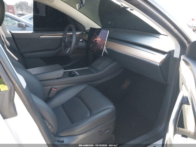 2023 TESLA MODEL Y 7SAYGAEE1PF752992 Photo 4
