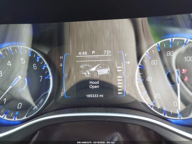 Продажа на аукционе авто 2017 Chrysler Pacifica Touring-l, vin: 2C4RC1BG6HR571007, номер лота: 44663370