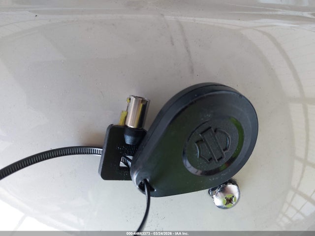 2021 HARLEY-DAVIDSON FLHX 1HD1KBC1XMB641549 Photo 10