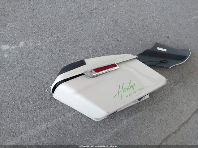 1HD1KBC1XMB641549 Harley-Davidson FLHX