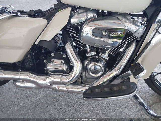 2021 HARLEY-DAVIDSON FLHX 1HD1KBC1XMB641549 Photo 7