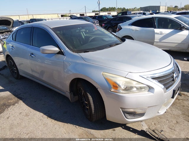 Auction sale of the 2014 Nissan Altima 2.5 S, vin: 1N4AL3AP7EN232166, lot number: 44663376