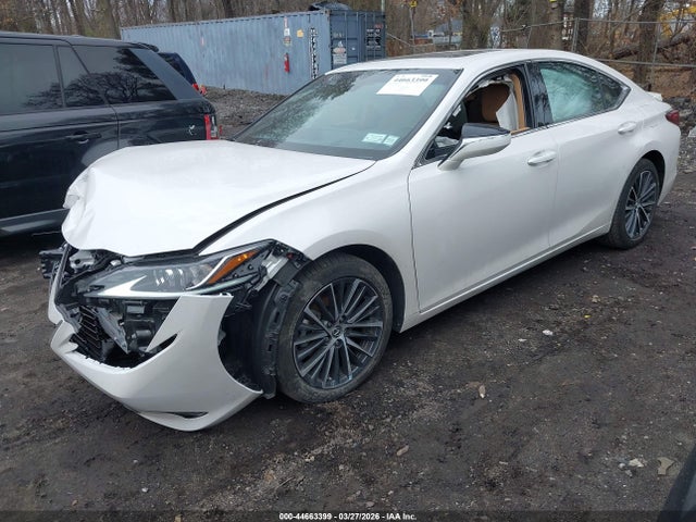 44663399 :رقم المزاد ، 58ADZ1B12RU180899 vin ، 2024 Lexus Es 350 مزاد بيع