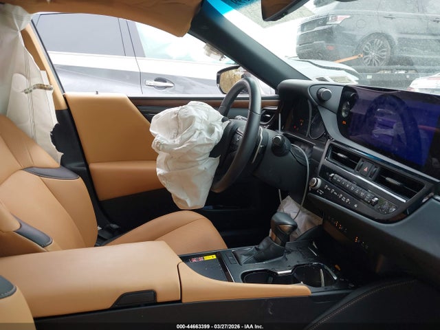 44663399 :رقم المزاد ، 58ADZ1B12RU180899 vin ، 2024 Lexus Es 350 مزاد بيع