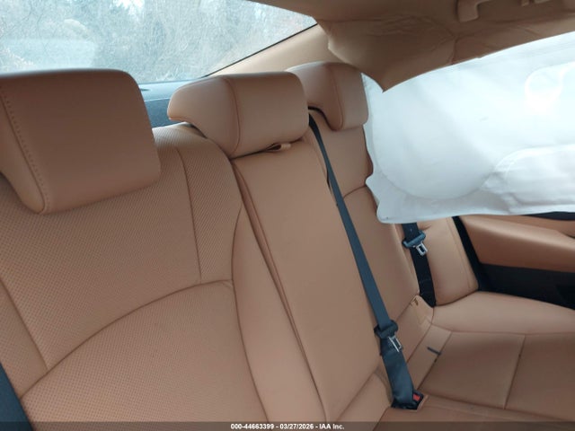 44663399 :رقم المزاد ، 58ADZ1B12RU180899 vin ، 2024 Lexus Es 350 مزاد بيع