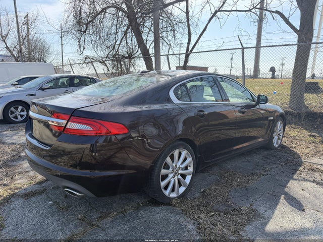 44663423 :رقم المزاد ، SAJWA0HB9CLS53545 vin ، 2012 Jaguar Xf Portfolio مزاد بيع
