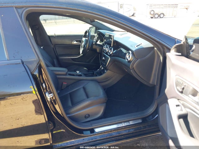 Продаж на аукціоні авто 2014 Mercedes-benz Cla 250, vin: WDDSJ4EB8EN138327, номер лоту: 44663435