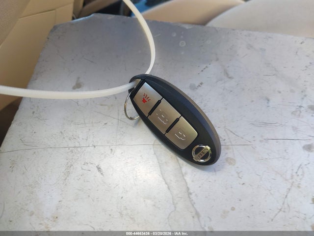 5N1AT2MT6EC865911 Nissan ROGUE SV