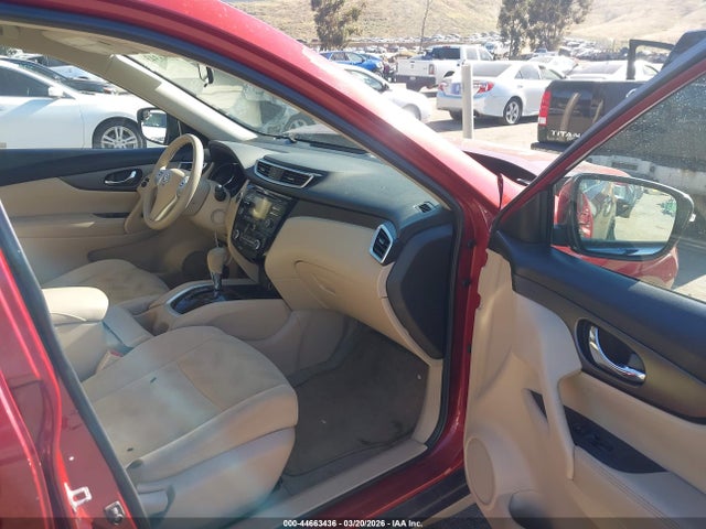 5N1AT2MT6EC865911 Nissan ROGUE SV