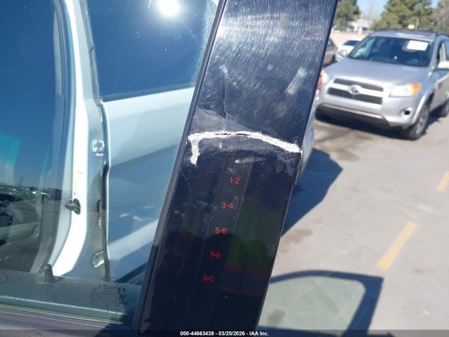 1FM5K8D84HGB02785 Ford EXPLORER XLT