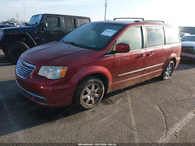 44663443 :رقم المزاد ، 2A4RR5DG7BR746899 vin ، 2011 Chrysler Town & Country Touring مزاد بيع