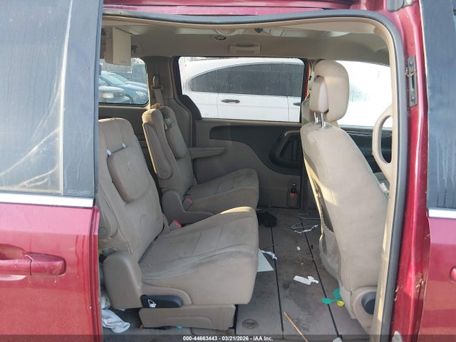 44663443 :رقم المزاد ، 2A4RR5DG7BR746899 vin ، 2011 Chrysler Town & Country Touring مزاد بيع