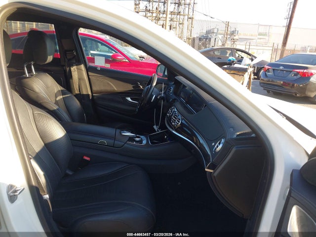 WDDUG8CB4GA240395 Mercedes-Benz S 550