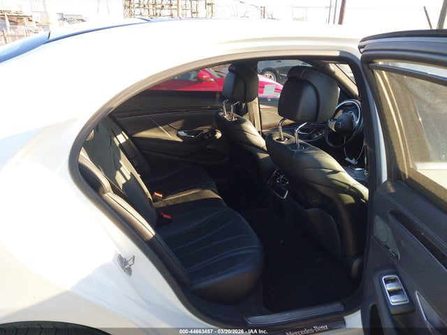 WDDUG8CB4GA240395 Mercedes-Benz S 550