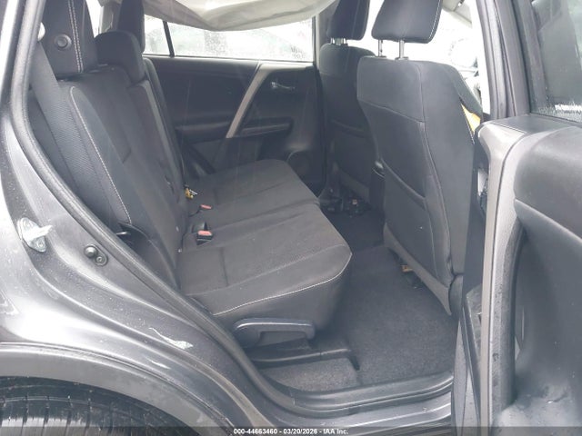 2T3RFREV1GW492378 Toyota Rav4 Xle