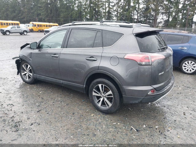 2016 TOYOTA RAV4 2T3RFREV1GW492378 Photo 2
