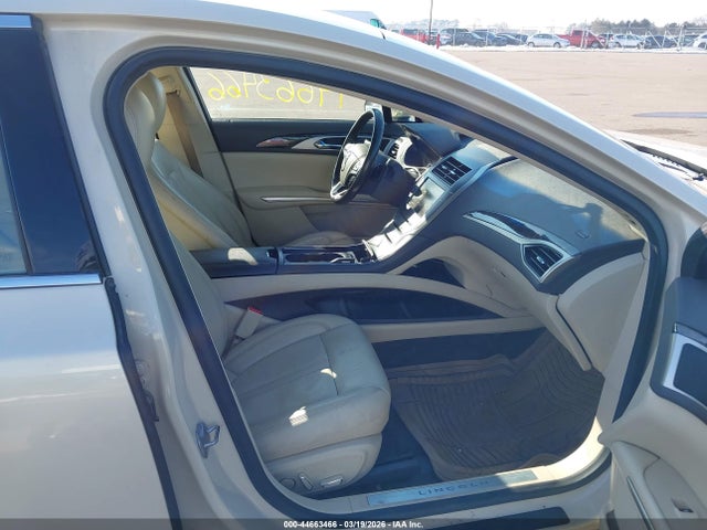 3LN6L2J97FR611674 Lincoln MKZ
