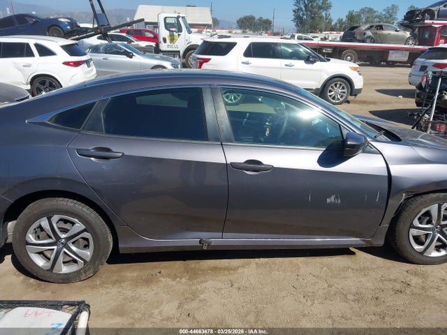 2HGFC2F58JH598529 Honda Civic Lx