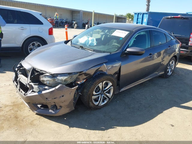 2HGFC2F58JH598529 Honda Civic Lx