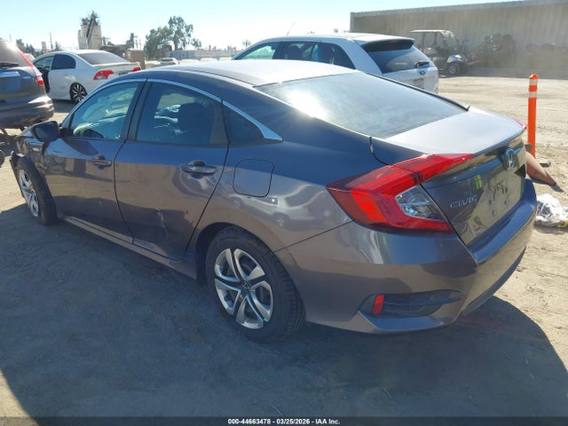 2HGFC2F58JH598529 Honda Civic Lx