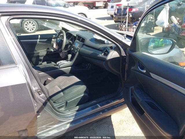 2HGFC2F58JH598529 Honda Civic Lx