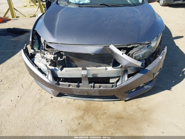 2HGFC2F58JH598529 Honda Civic Lx