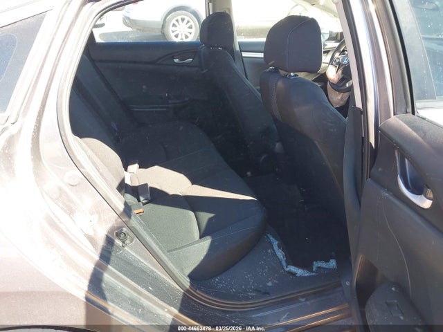 2HGFC2F58JH598529 Honda Civic Lx