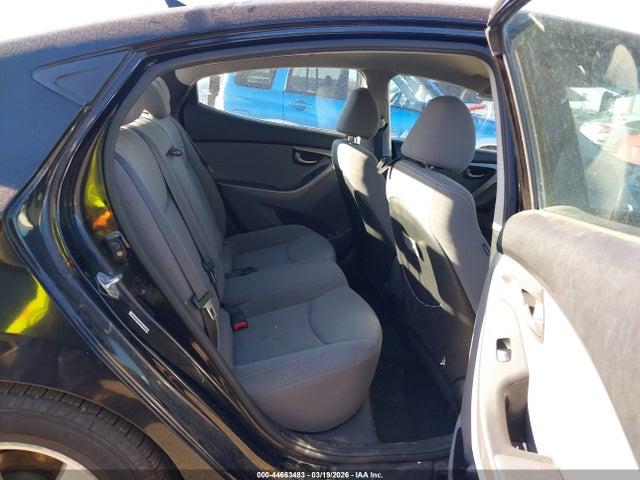 KMHDH4AE7EU172663 Hyundai ELANTRA SE