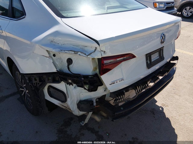 3VWC57BU8KM263079 Volkswagen Jetta 1.4t R-line/1.4t S/1.4t Se