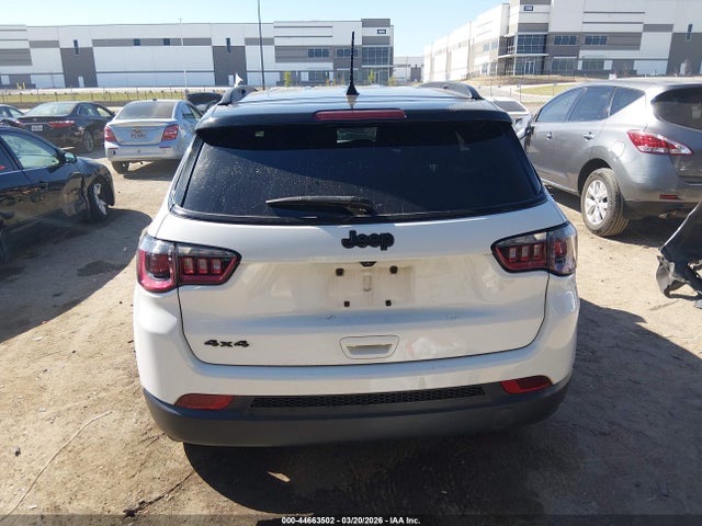 44663502 :رقم المزاد ، 3C4NJDBN9PT508449 vin ، 2023 Jeep Compass Altitude 4x4 مزاد بيع