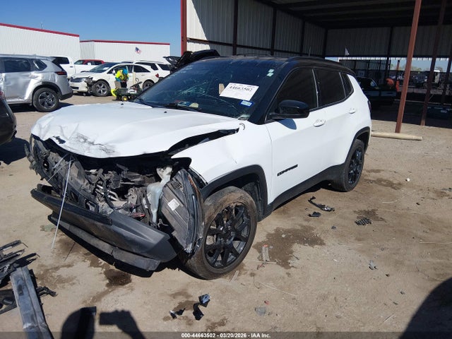 44663502 :رقم المزاد ، 3C4NJDBN9PT508449 vin ، 2023 Jeep Compass Altitude 4x4 مزاد بيع