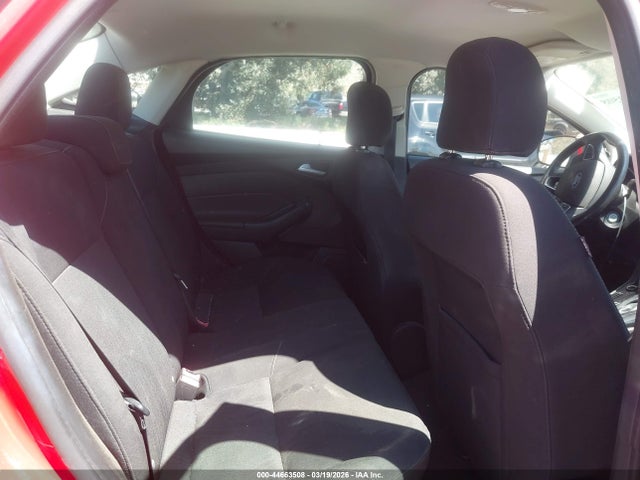 1FADP3F20GL405927 Ford FOCUS SE