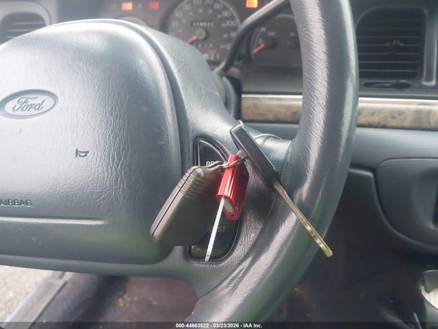 1999 FORD CROWN VICTORIA 2FAFP74W0XX150107 Photo 10