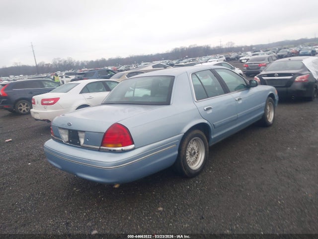1999 FORD CROWN VICTORIA 2FAFP74W0XX150107 Photo 3