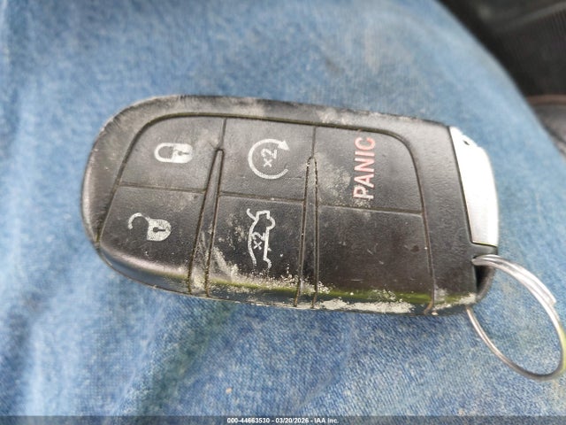 Продаж на аукціоні авто 2015 Chrysler 200 C, vin: 1C3CCCEG7FN648768, номер лоту: 44663530