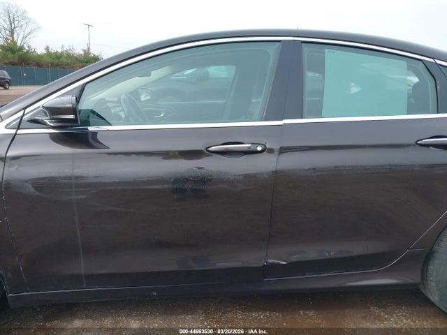 Продаж на аукціоні авто 2015 Chrysler 200 C, vin: 1C3CCCEG7FN648768, номер лоту: 44663530