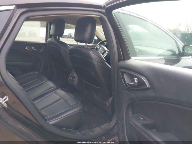 Продаж на аукціоні авто 2015 Chrysler 200 C, vin: 1C3CCCEG7FN648768, номер лоту: 44663530