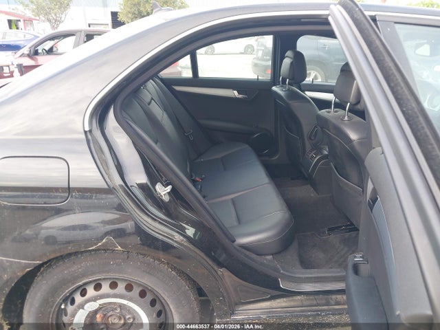 Aukcja sprzedaży 2008 Mercedes-benz C 300, vin: WDDGF81X68F124747, numer aukcji: 44663537