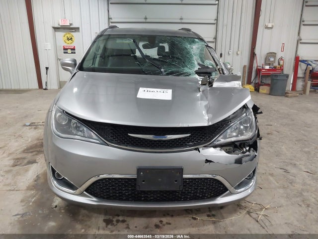 44663545 :رقم المزاد ، 2C4RC1BG6JR246220 vin ، 2018 Chrysler Pacifica Touring L مزاد بيع