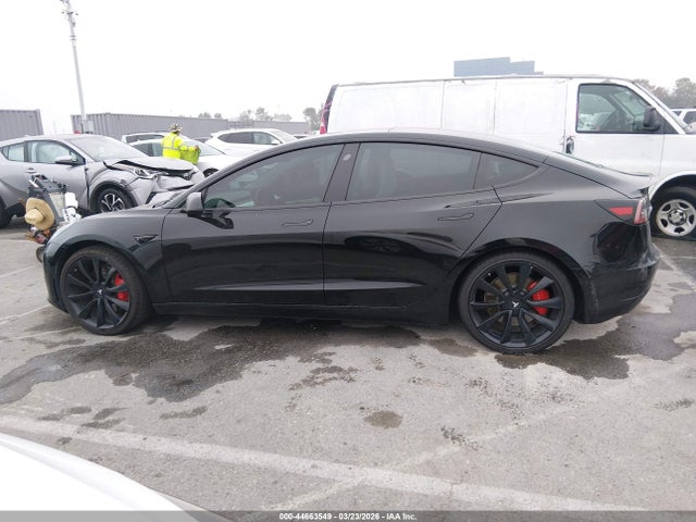 44663549 :رقم المزاد ، 5YJ3E1EB4KF230479 vin ، 2019 Tesla Model 3 Long Range/performance مزاد بيع