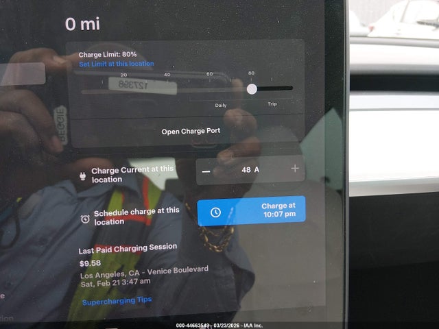 44663549 :رقم المزاد ، 5YJ3E1EB4KF230479 vin ، 2019 Tesla Model 3 Long Range/performance مزاد بيع