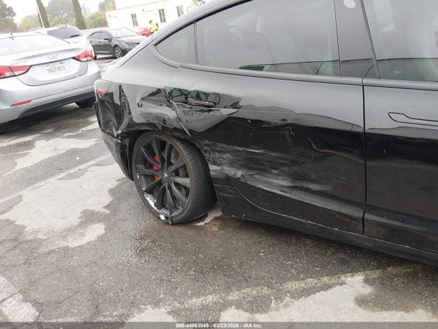2019 TESLA MODEL 3 5YJ3E1EB4KF230479 Photo 5