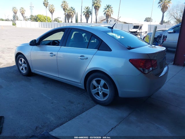 2014 CHEVROLET CRUZE 1G1PC5SB9E7248336 Photo 2