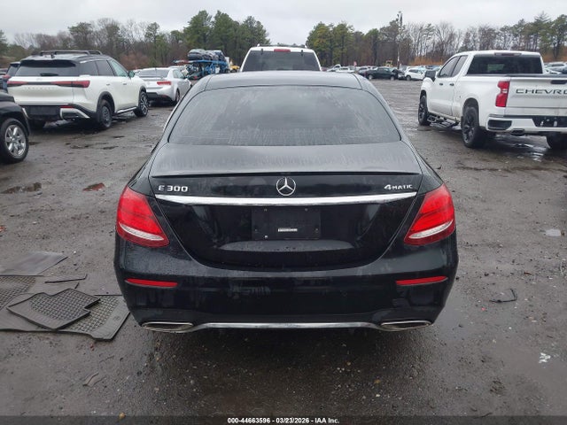 Продажа на аукционе авто 2018 Mercedes-benz E 300 4matic, vin: WDDZF4KB0JA393236, номер лота: 44663596