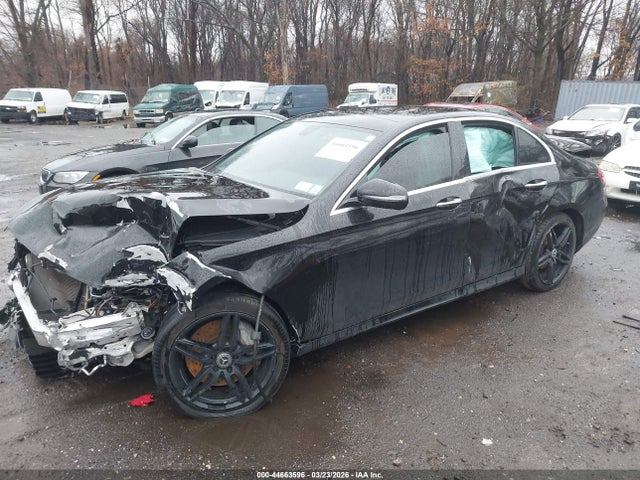 2018 MERCEDES-BENZ E 300 WDDZF4KB0JA393236 Photo 1