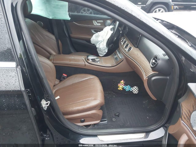 2018 MERCEDES-BENZ E 300 WDDZF4KB0JA393236 Photo 4