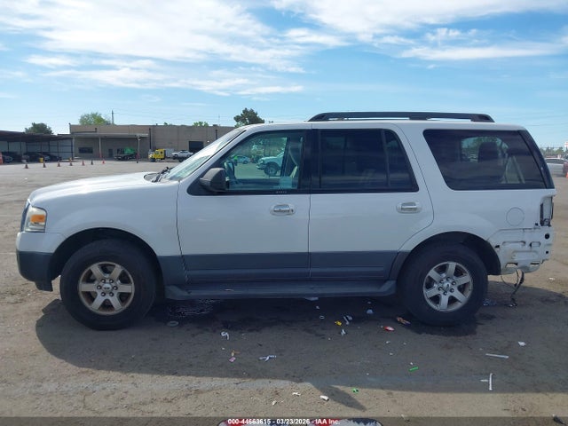 Продаж на аукціоні авто 2011 Ford Expedition Xl, vin: 1FMJU1G58BEF50466, номер лоту: 44663615