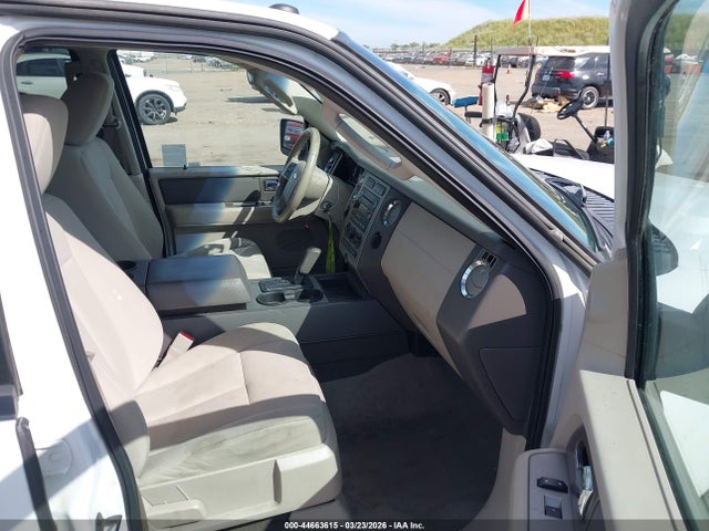 Продаж на аукціоні авто 2011 Ford Expedition Xl, vin: 1FMJU1G58BEF50466, номер лоту: 44663615