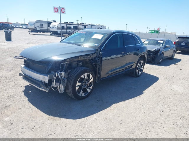 Продажа на аукционе авто 2021 Audi E-tron Premium Plus Quattro, vin: WA1LABGE3MB011540, номер лота: 44663629