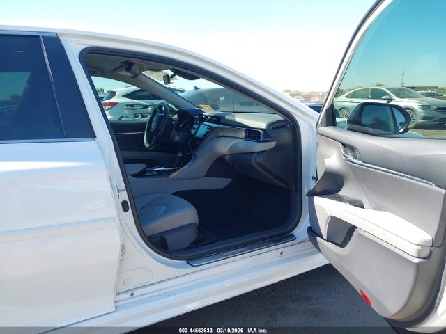 4T1G11AK0LU871569 Toyota CAMRY SE